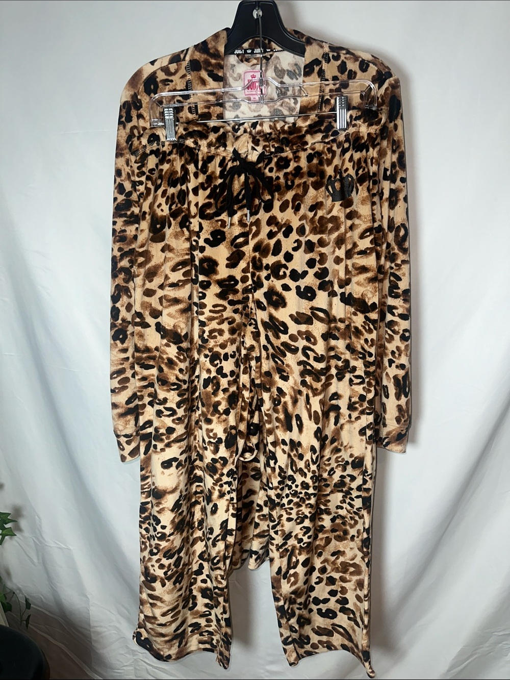 Juicy Couture Leopard Print Lounge Robe & matching bottoms- Brown/Black